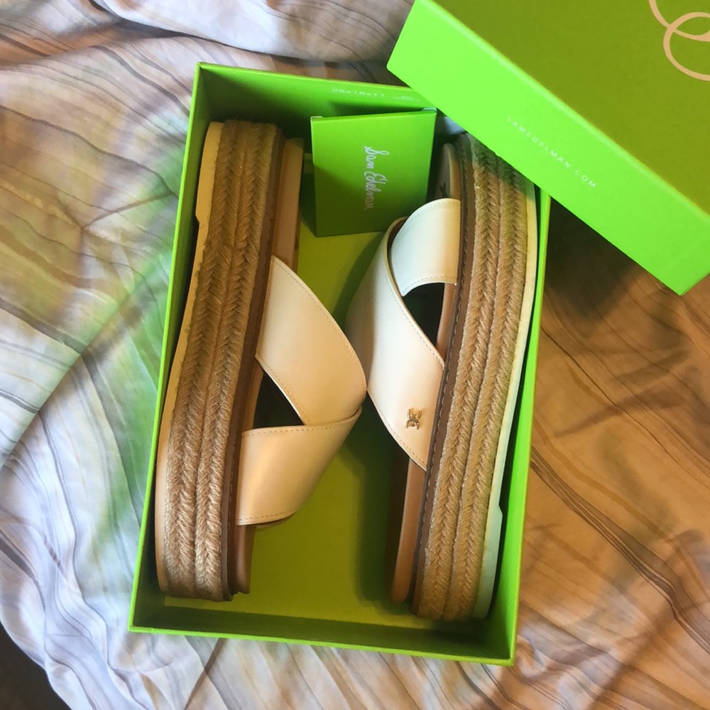 Platform Sandals - Picture 8 of 9